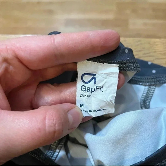 GapFit Girls Long Sleeve T-Shirt Active Grey Polka Dot This Girl Can Medium - Picture 4 of 7